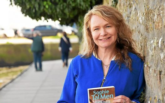 « Les Grands Sables, mon petit paradis » : l'été de Sophie Tal Men à Groix