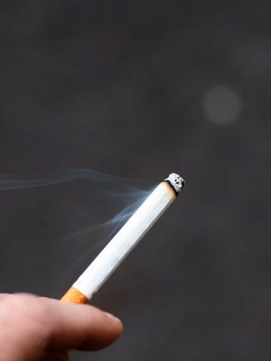 Vacances en Espagne : l'interdiction de fumer s'étend aux terrasses et aux plages