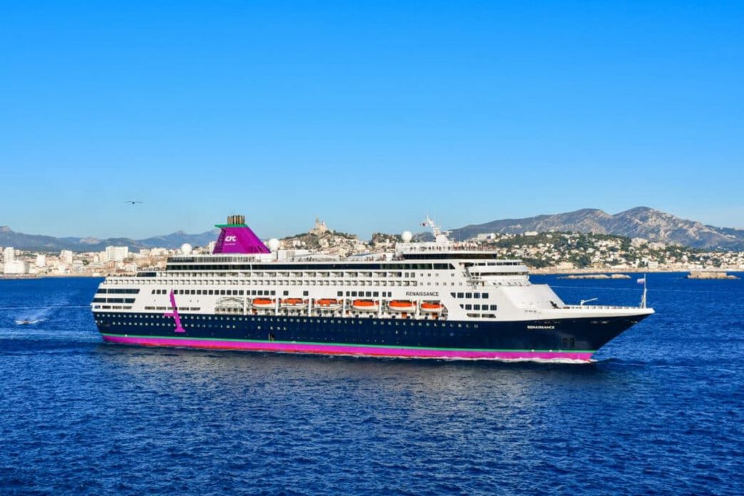 Croisière d’un jour ou d’une nuit : l’expérience insolite du paquebot Renaissance à Marseille