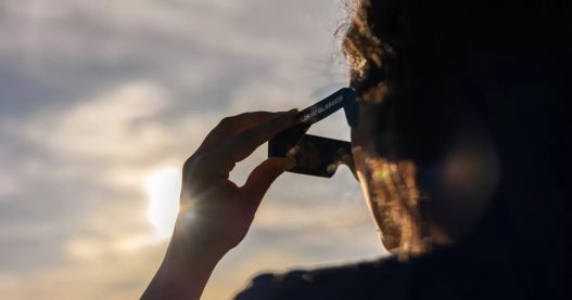 Icelandair fait gagner un voyage pour l'éclipse solaire de 2196 en Islande