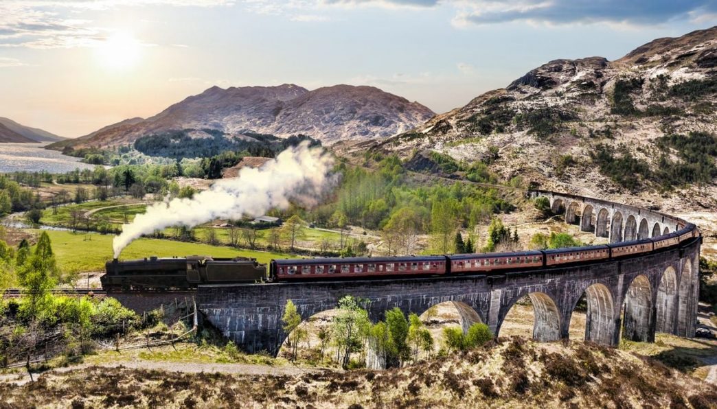 Les 5 plus beaux voyages en train pour découvrir l'Europe méconnue cet été