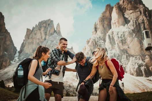 Thaïlande, Japon, Australie : comment voyagent la Gen Z et les Millennials