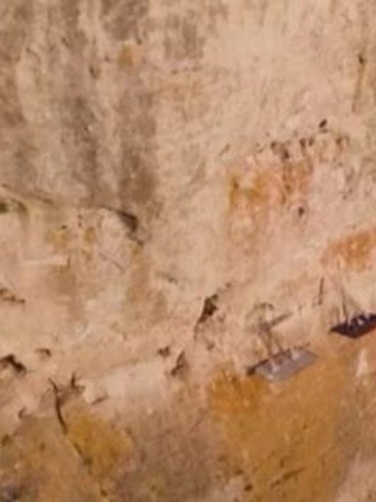 Une nuit suspendue à 20 mètres au-dessus du vide sur le Larzac
