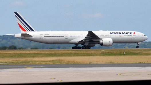 Vol Air France : un Boeing dérouté en Islande après une urgence médicale