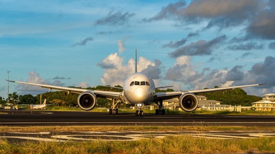 Billets d'avion à Mayotte : 14 pistes pour réduire le coût de la continuité territoriale