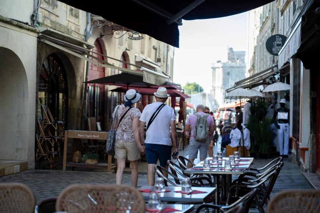 La clientèle internationale haut de gamme porte le tourisme français vers des records