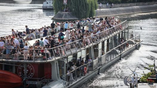 Tourisme en France : Une saison estivale résiliente portée par le haut de gamme