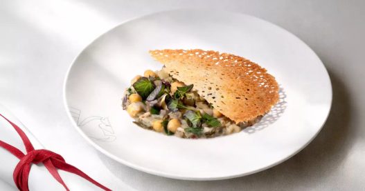 Air France passe à table: six grands chefs prennent les commandes des menus en vol - Le Figaro