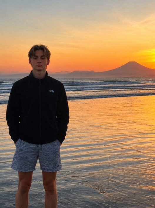 Après le Japon, le lycéen breton Camille Tutt vise le tour du monde