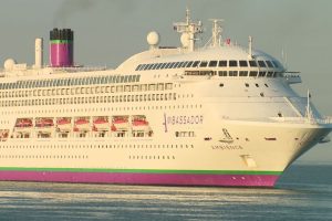 Aucun bateau de croisière pendant l’été à La Rochelle: un plan pour lutter contre le surtourisme et la pollution – France 3 Régions