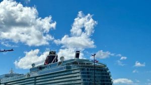 Croisière en Martinique: les compagnies annulent leurs premières escales