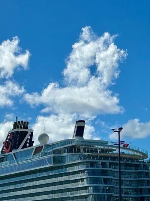 Croisière en Martinique: les compagnies annulent leurs premières escales